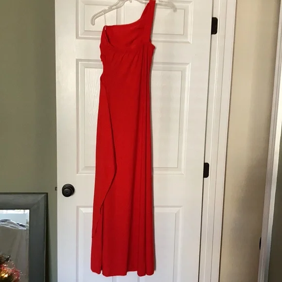 Lucas & Emma Gown NWT Size Small Red - Picture 4 of 9